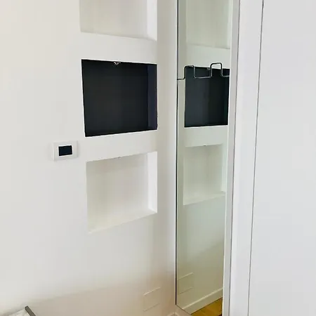 Bilocale_torino_deluxe * טורינו